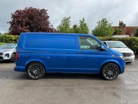 VOLKSWAGEN TRANSPORTER